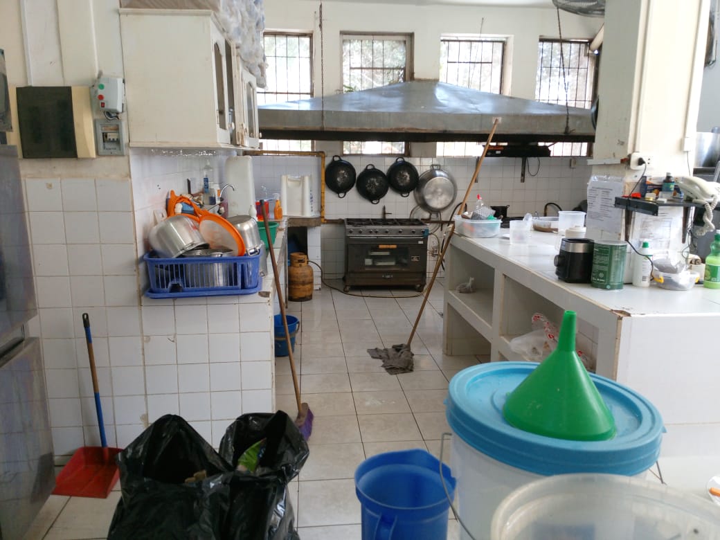 Hospitales de Trinidad se convierten en aliados del medio ambiente al disponer el aceite usado